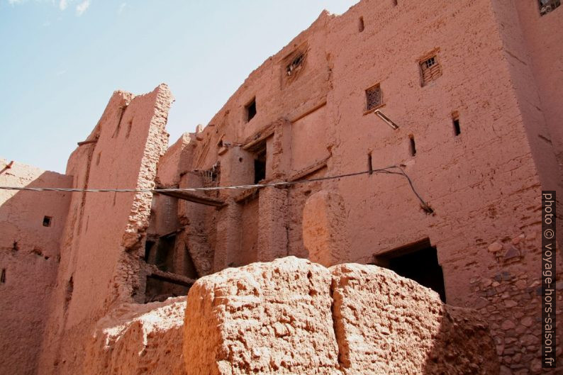 Entrée ouest à la casbah juive d'Amezrou. Photo © André M. Winter