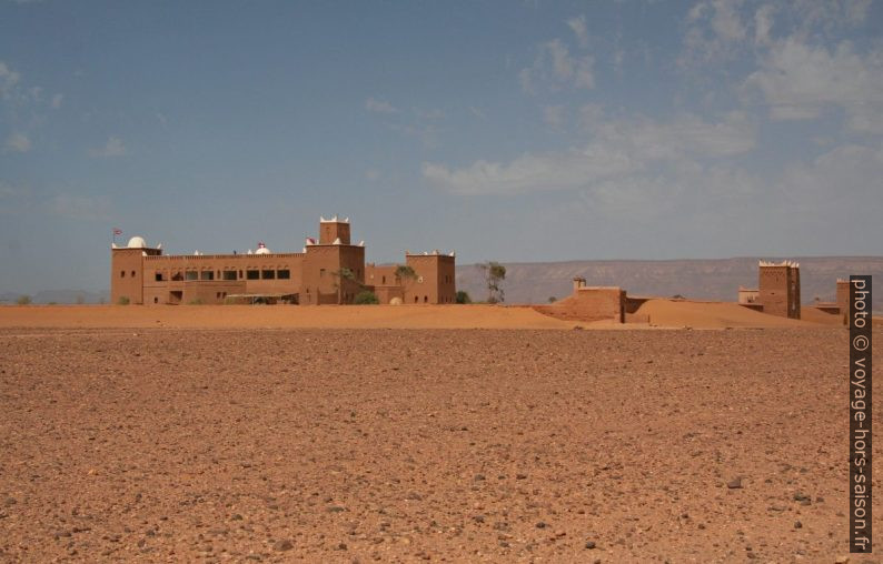 L'hôtel Sahara Sky. Photo © André M. Winter