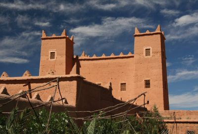 Casbah rénovée à Nekob. Photo © André M. Winter