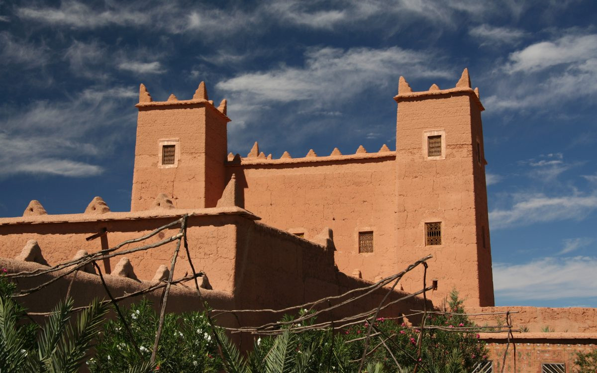 Casbah rénovée à Nekob. Photo © André M. Winter