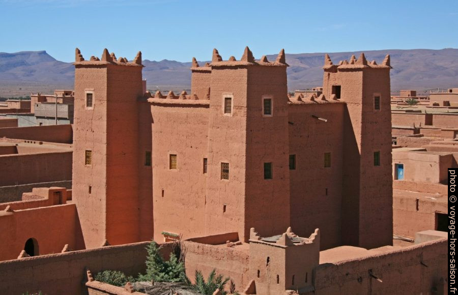 Casbah rénovée à Nekob. Photo © André M. Winter