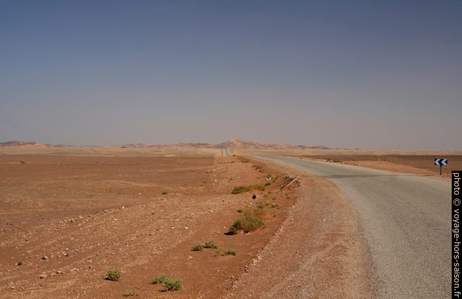 Erg Chebbi vu du sud. Photo © André M. Winter