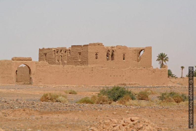 Mosquée en ruines près de Achouria. Photo © André M. Winter