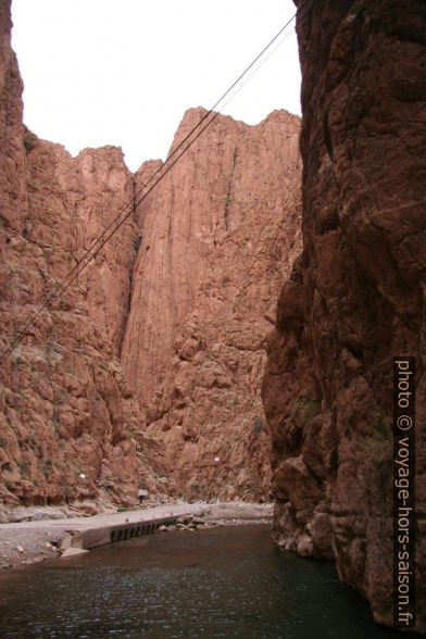 L'entrée des Gorges de la Todra. Photo © Alex Medwedeff