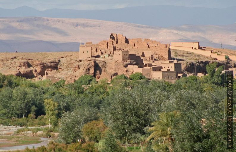 Ksar en ruine à El-Kelâa M'Goun. Photo © André M. Winter