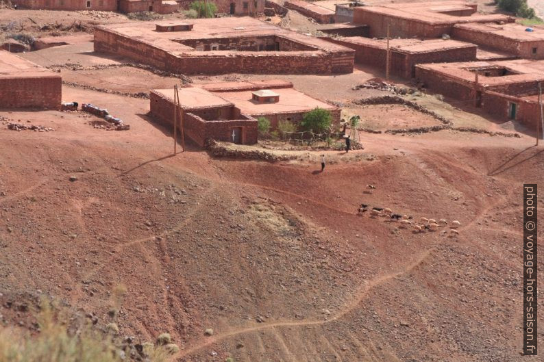 Maisons à Abadou. Photo © André M. Winter