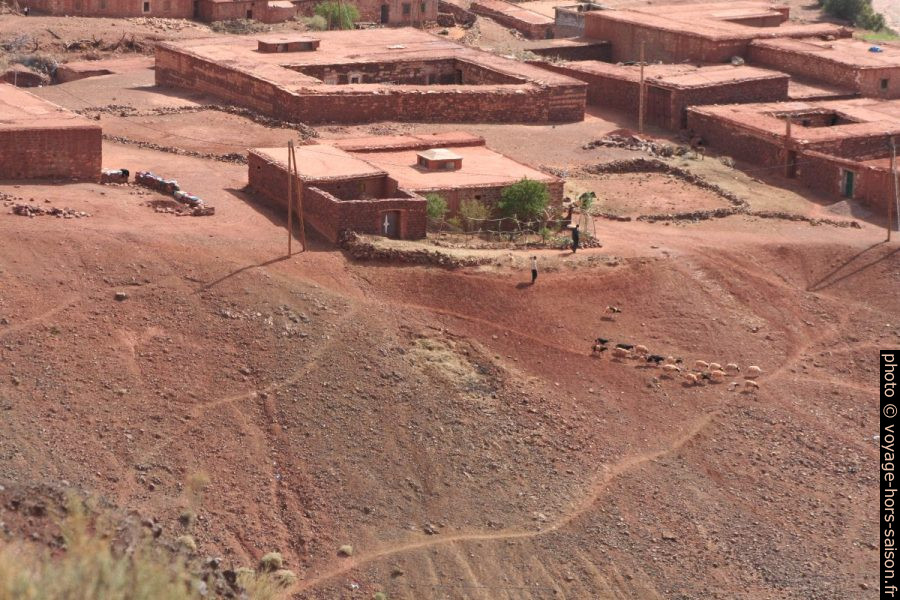 Maisons à Abadou. Photo © André M. Winter