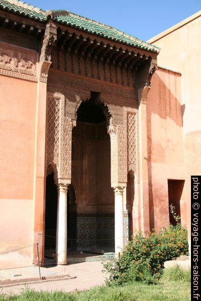 Porte d'entrée aux tombeaux. Photo © André M. Winter