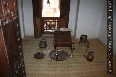 Chambre d'étudiant citadin dans la medersa Ben Youssef. Photo © André M. Winter