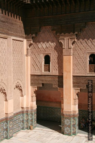 Coin du patio de la medersa. Photo © André M. Winter