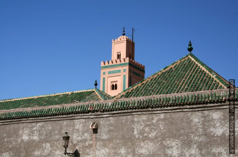 Enceinte et minaret de la mosquée Ben Youssef. Photo © André M. Winter