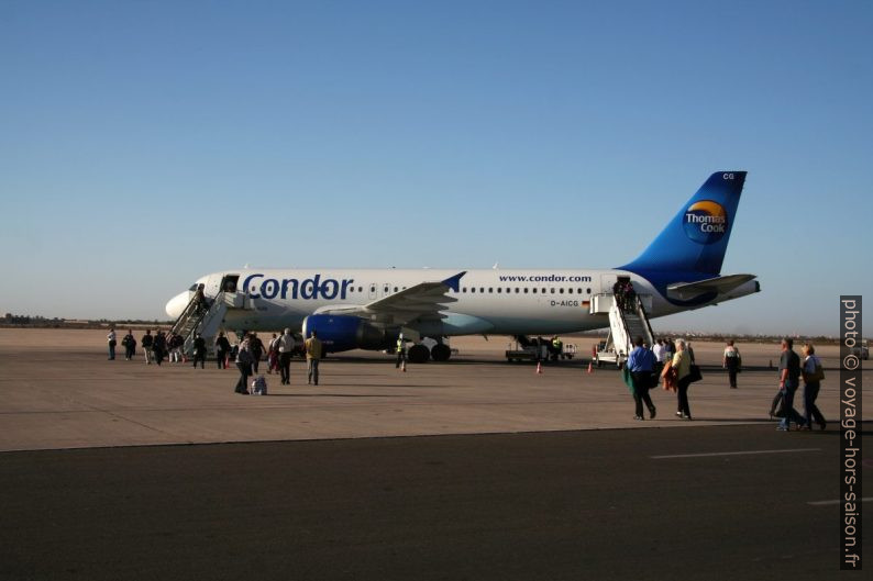 Airbus A320 D-AICG de la compagnie Condor. Photo © André M. Winter