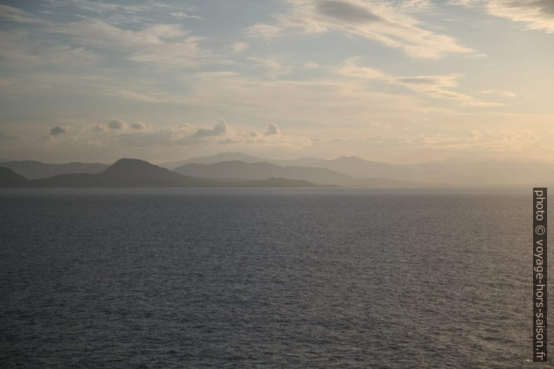 Côte nord-est de Sardaigne. Photo © Alex Medwedeff