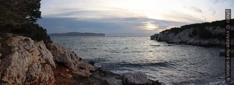 Vue de la Cala Dragunara. Photo © André M. Winter