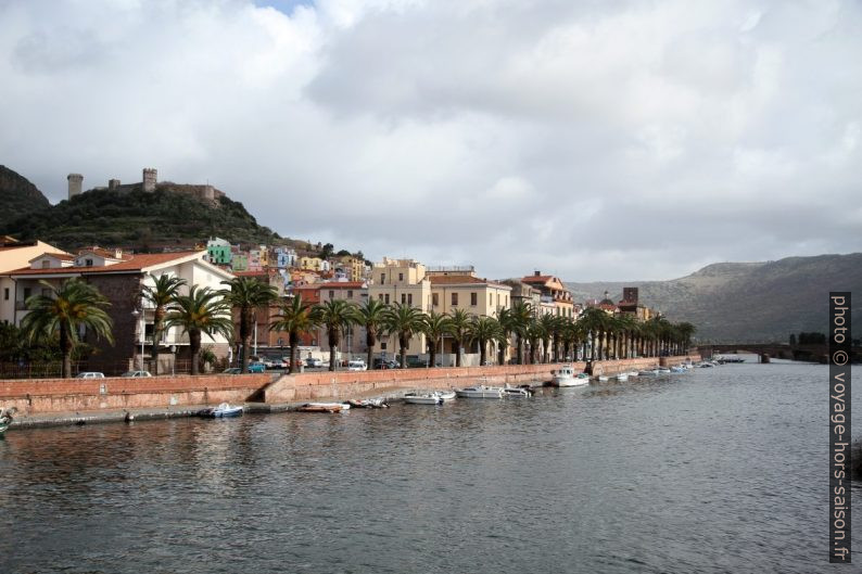 Le fleuve Temo à Bosa. Photo © Alex Medwedeff