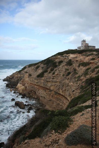 Le Cap Mannu et son phare. Photo © Alex Medwedeff