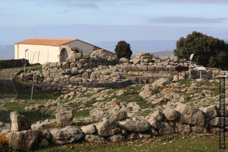 Secteur du temple à puits. Photo © André M. Winter