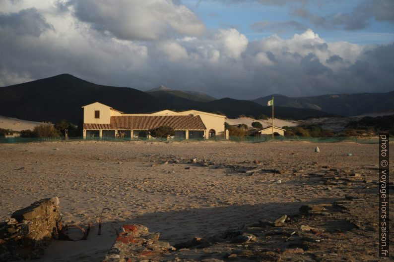 Hôtel Le Dune. Photo © Alex Medwedeff