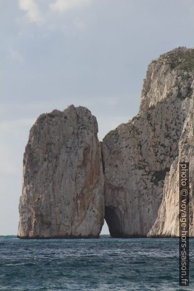 Arc naturel du Pan di Zucchero. Photo © André M. Winter