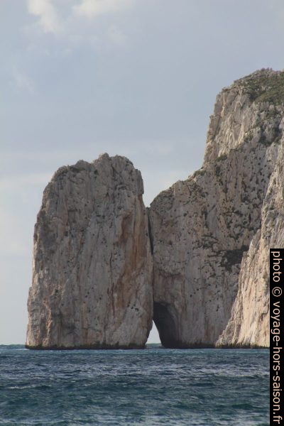 Arc naturel du Pan di Zucchero. Photo © André M. Winter