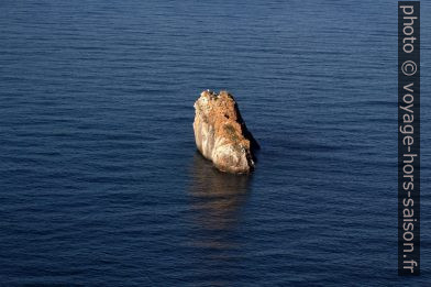 Scoglio l'Augusteri. Photo © André M. Winter