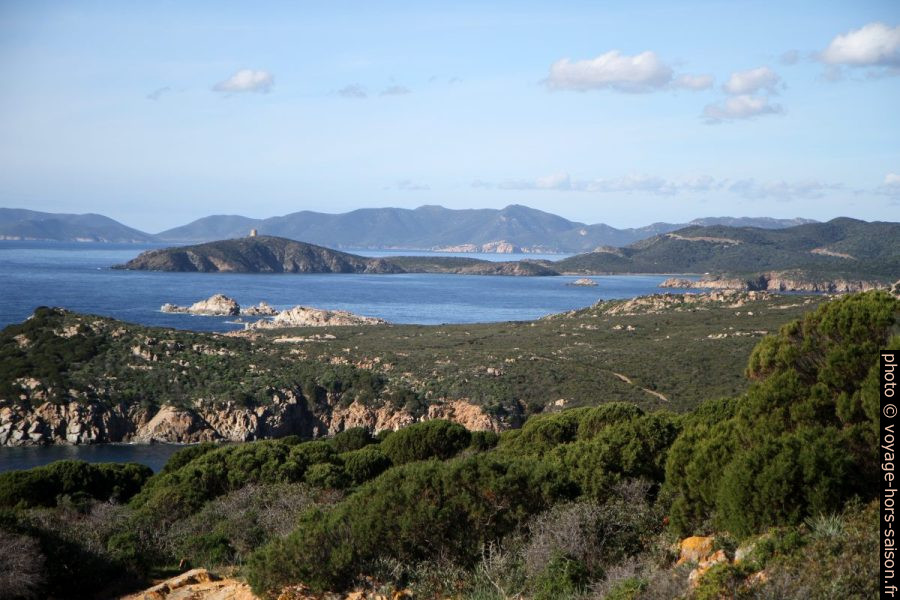 Capo Malfatano et Porto Malfatano. Photo © Alex Medwedeff