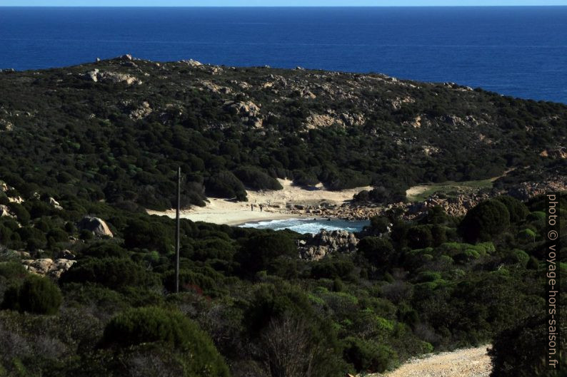 Cala Cipolla de Chia. Photo © André M. Winter