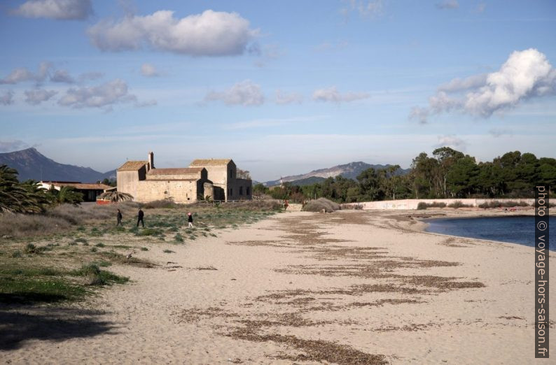 Chiesa di Sant'Efisio e Spiaggia di Nora. Photo © Alex Medwedeff