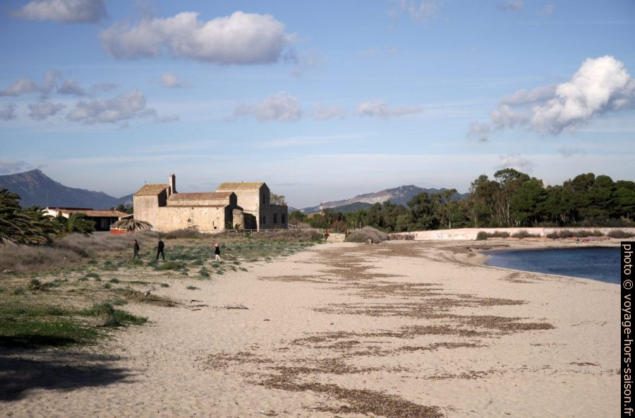 Chiesa di Sant'Efisio e Spiaggia di Nora. Photo © Alex Medwedeff