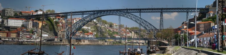 Panorama du Ponte Luís I. Photo © André M. Winter