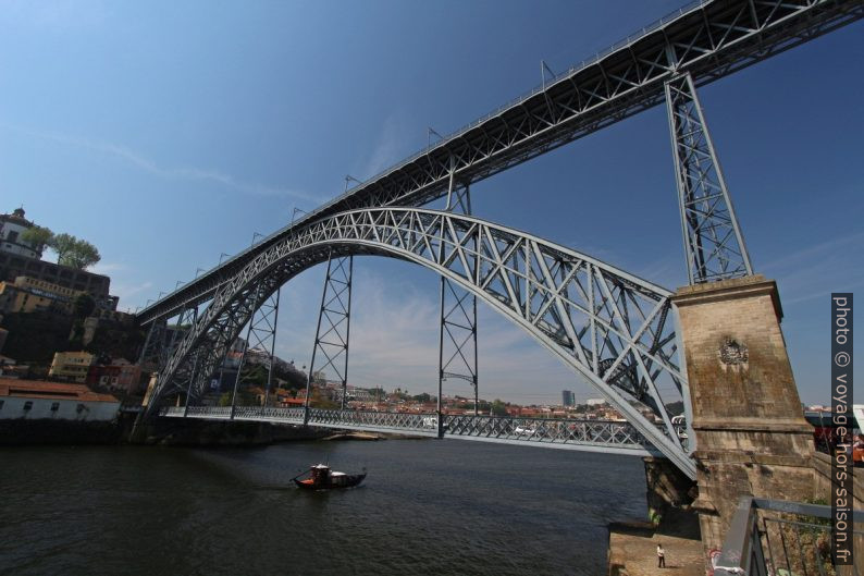 Les deux niveaux du Pont Dom-Luís. Photo © André M. Winter