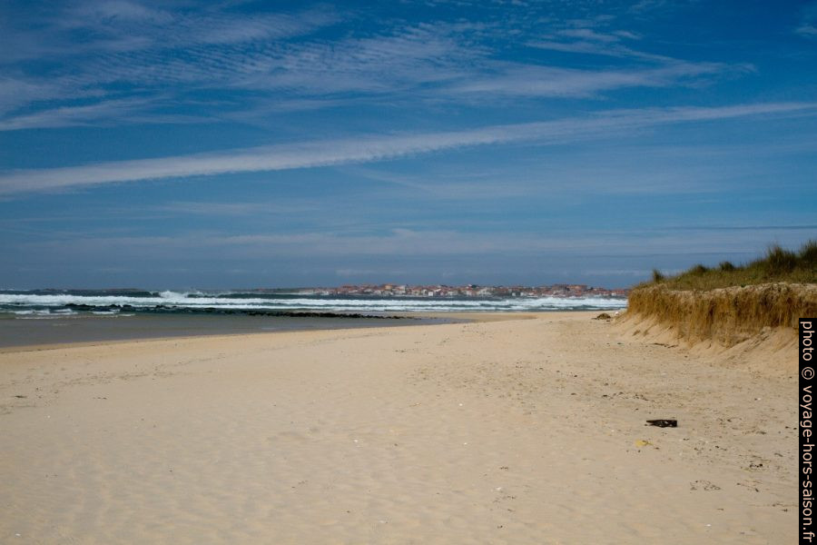 Village de Corrubedo au nord du Lagoa de Carregal. Photo © Alex Medwedeff