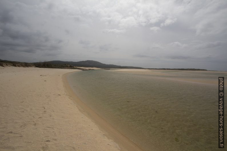 Plage du Lagon de Carregal. Photo © André M. Winter