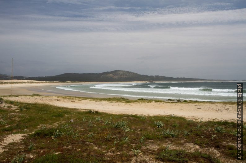 Praia da Ladeira. Photo © Alex Medwedeff