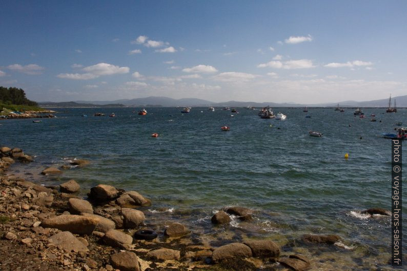 Côte au nord-est d'Arousa. Photo © Alex Medwedeff