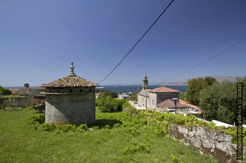 Pigeonnier de Lira. Photo © André M. Winter