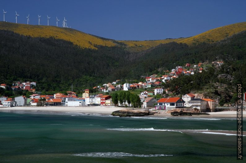 Le village d'Ézaro. Photo © Alex Medwedeff