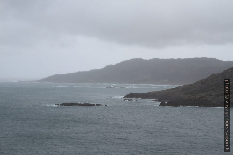 Punta Pedrosa et Cabo Trece. Photo © Alex Medwedeff