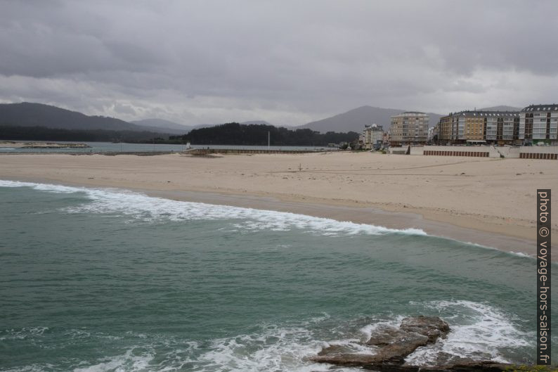 Praia da Rapadoira. Photo © Alex Medwedeff