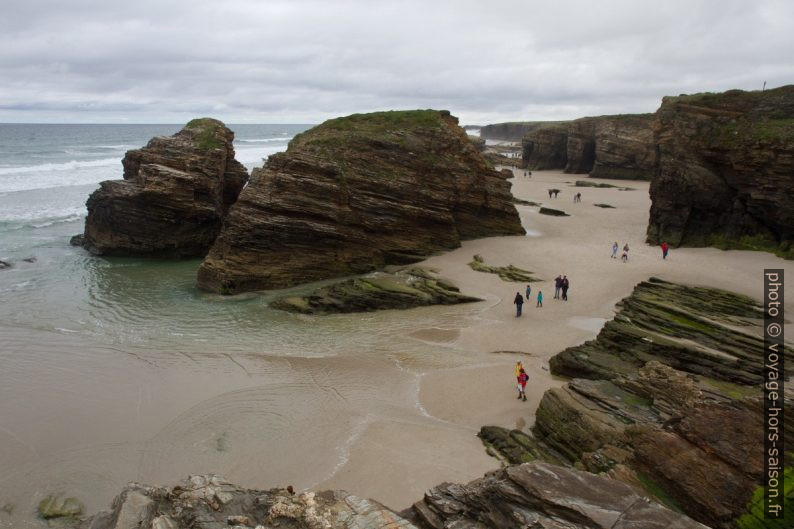 Vue du mirador de la Plage des Cathédrales. Photo © Alex Medwedeff