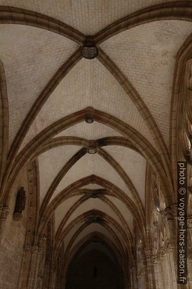 Voûte du cloître de la cathédrale d'Oviedo. Photo © André M. Winter