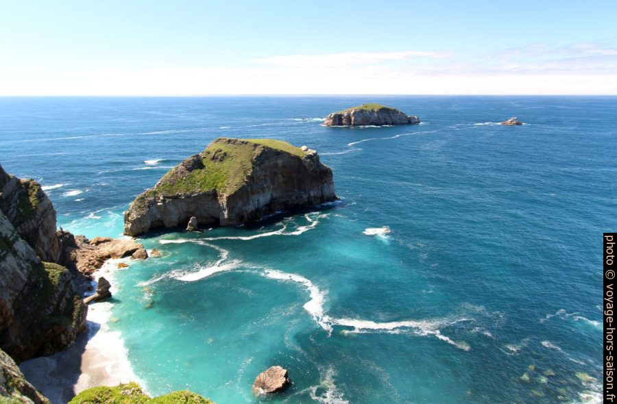 Islote el Sabín, la Isla Erbosa et la Islote el Bravo. Photo © André M. Winter