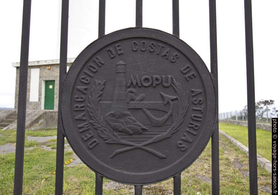 Sigle de la Demárcación de Costas de Asturias. Photo © André M. Winter