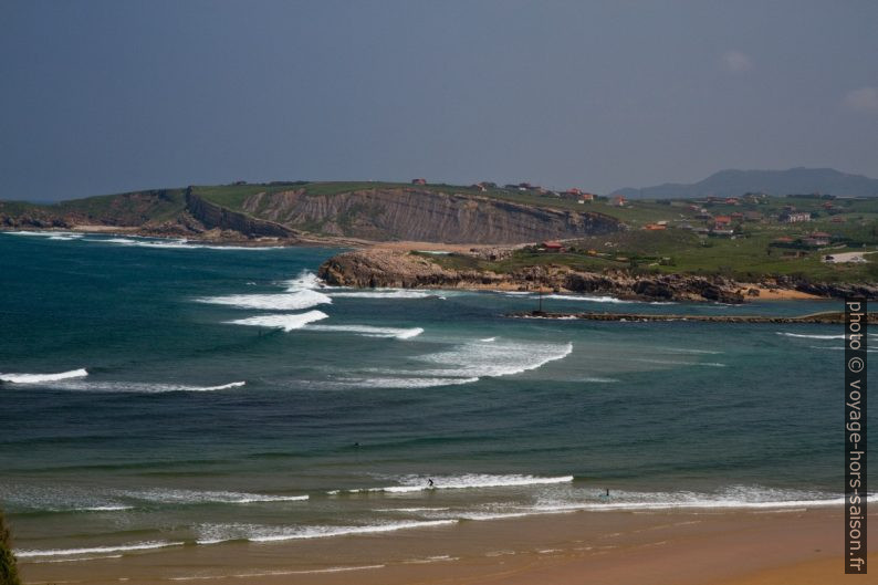 Falaise de la Playa de Los Caballos dans la Ensenada de la Concha. Photo © Alex Medwedeff