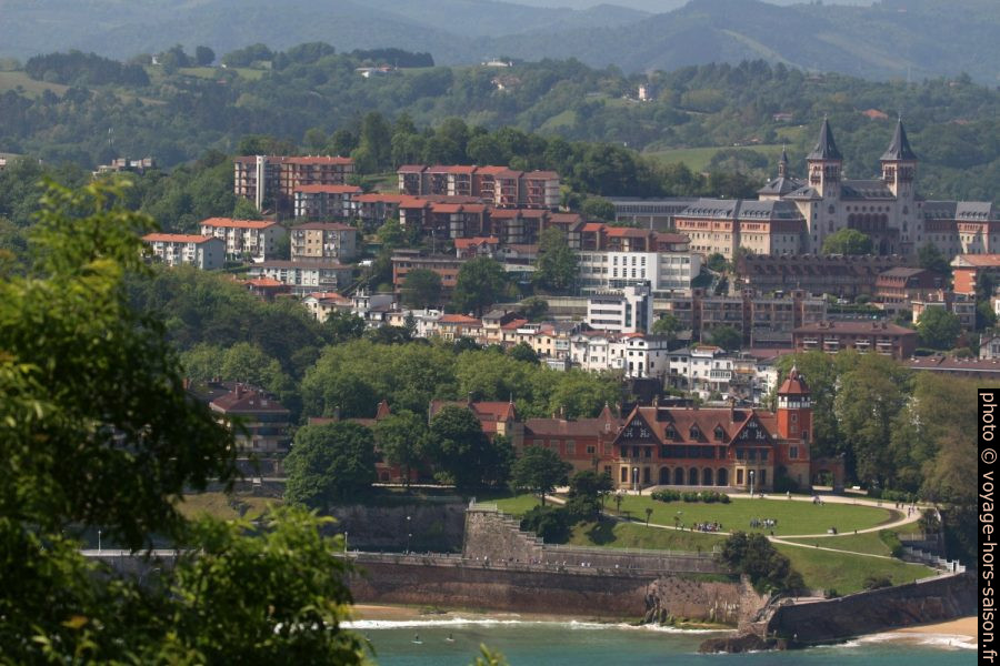 Vue vers le Donostiako elizbarrutia. Photo © André M. Winter