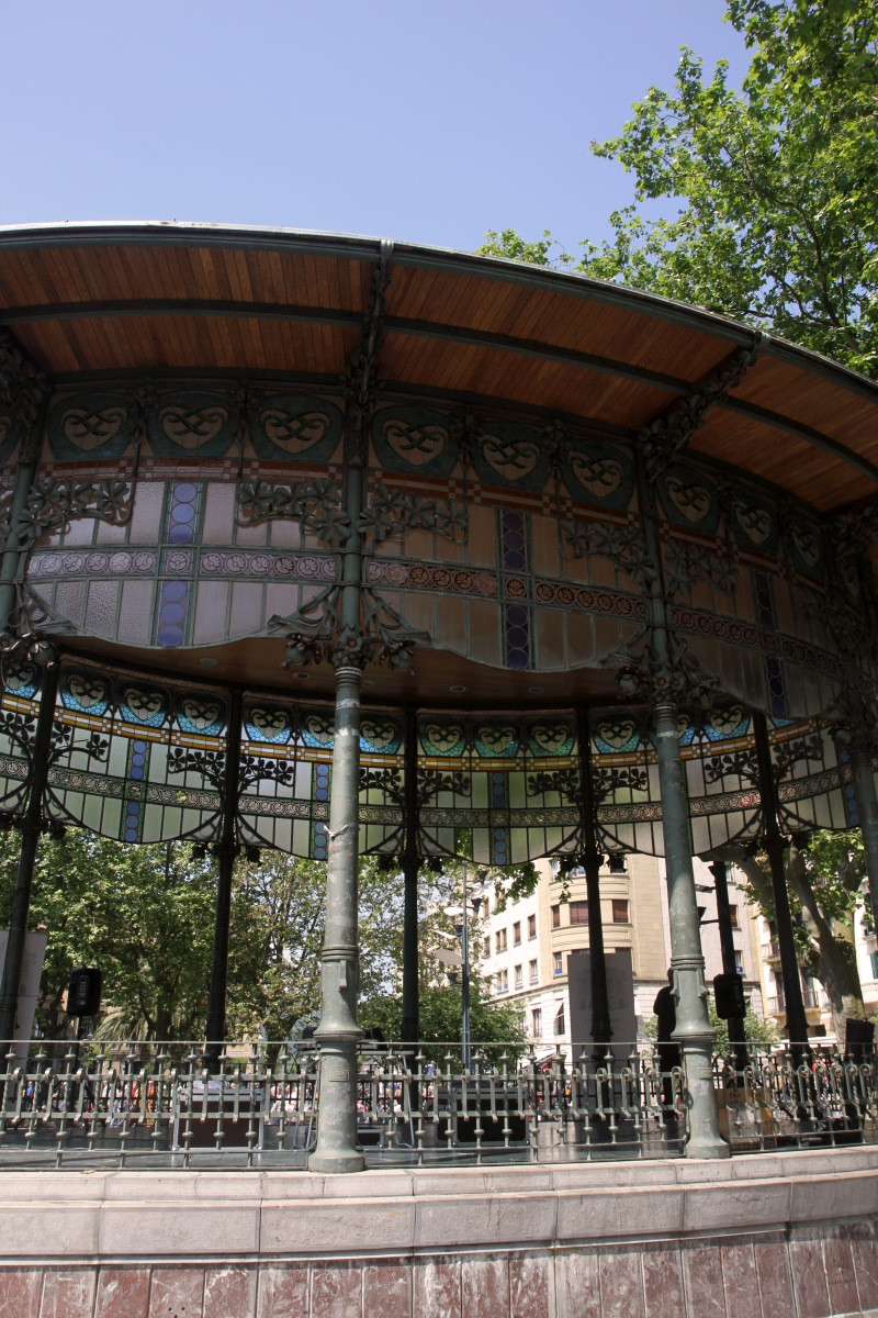 Kiosque du Boulevard. Photo © Alex Medwedeff