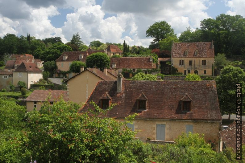 Le Bourg de Paunat. Photo © Alex Medwedeff