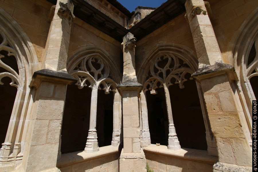 Arcades du cloître de Cadouin. Photo © André M. Winter