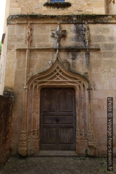 Une porte de l'abbaye de Cadouin. Photo © André M. Winter