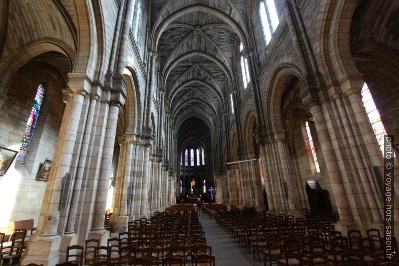 Intérieur de l'église Notre-Dame de Bergerac. Photo © André M. Winter